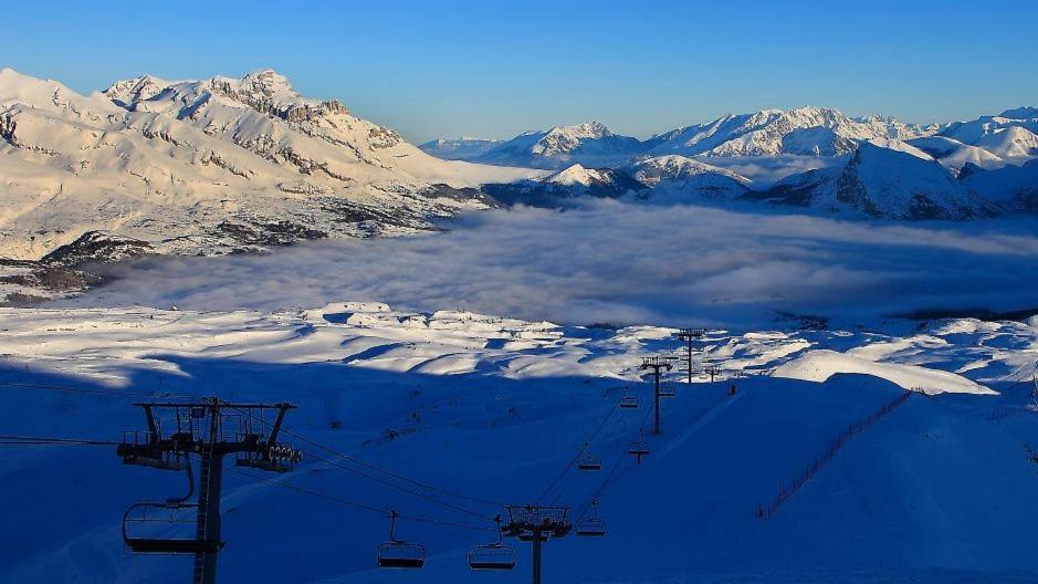 Studio Aux Pieds Des Pistes Le Devoluy Bagian luar foto